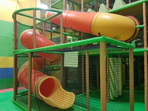 How an Indoor Playground in the Toronto Area Can Benefit Your Child’s Development